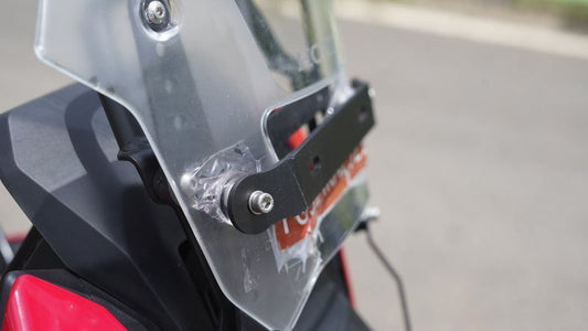 Carbon Racing-Number Plate Holder Over the Stock Windshield for NX 500