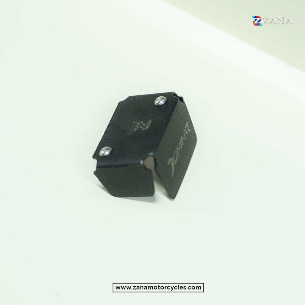 Dominar 250/400 (2019-2022) Front Fluid Reservoir Oil Cover by ZANA-ZI-8192