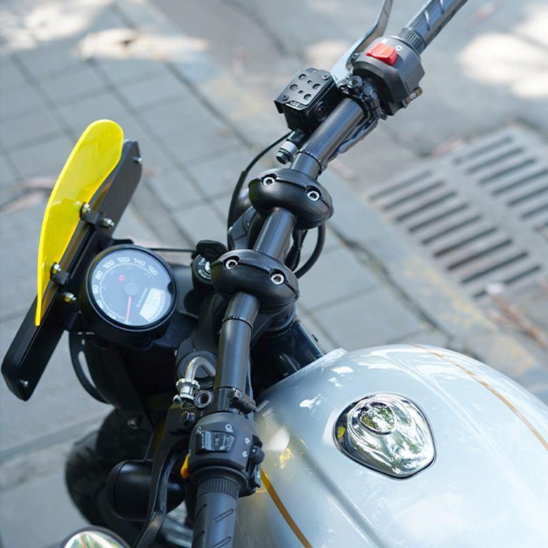 Hot Rod Handle RE Hunter C1- Vardenchi - Buy Now At Riders Junction