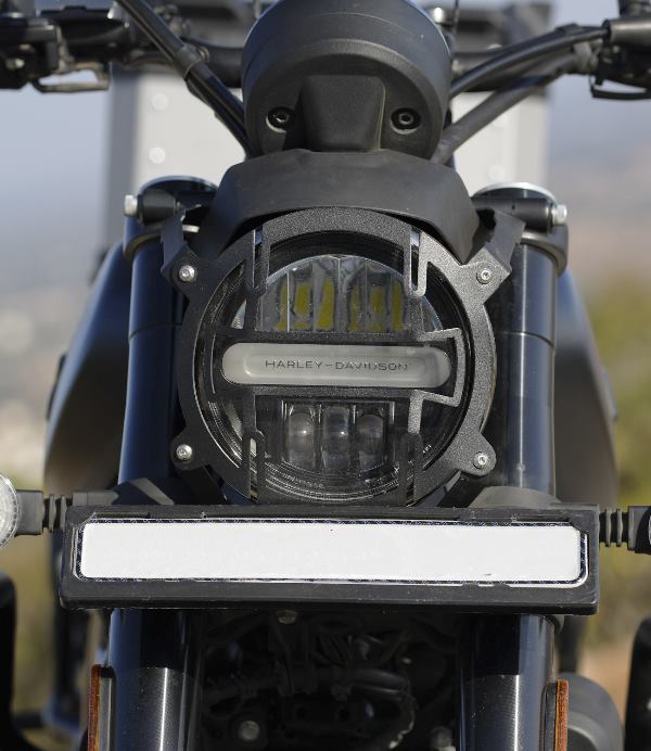Moto Torque Harley 440x - Headlight Guard