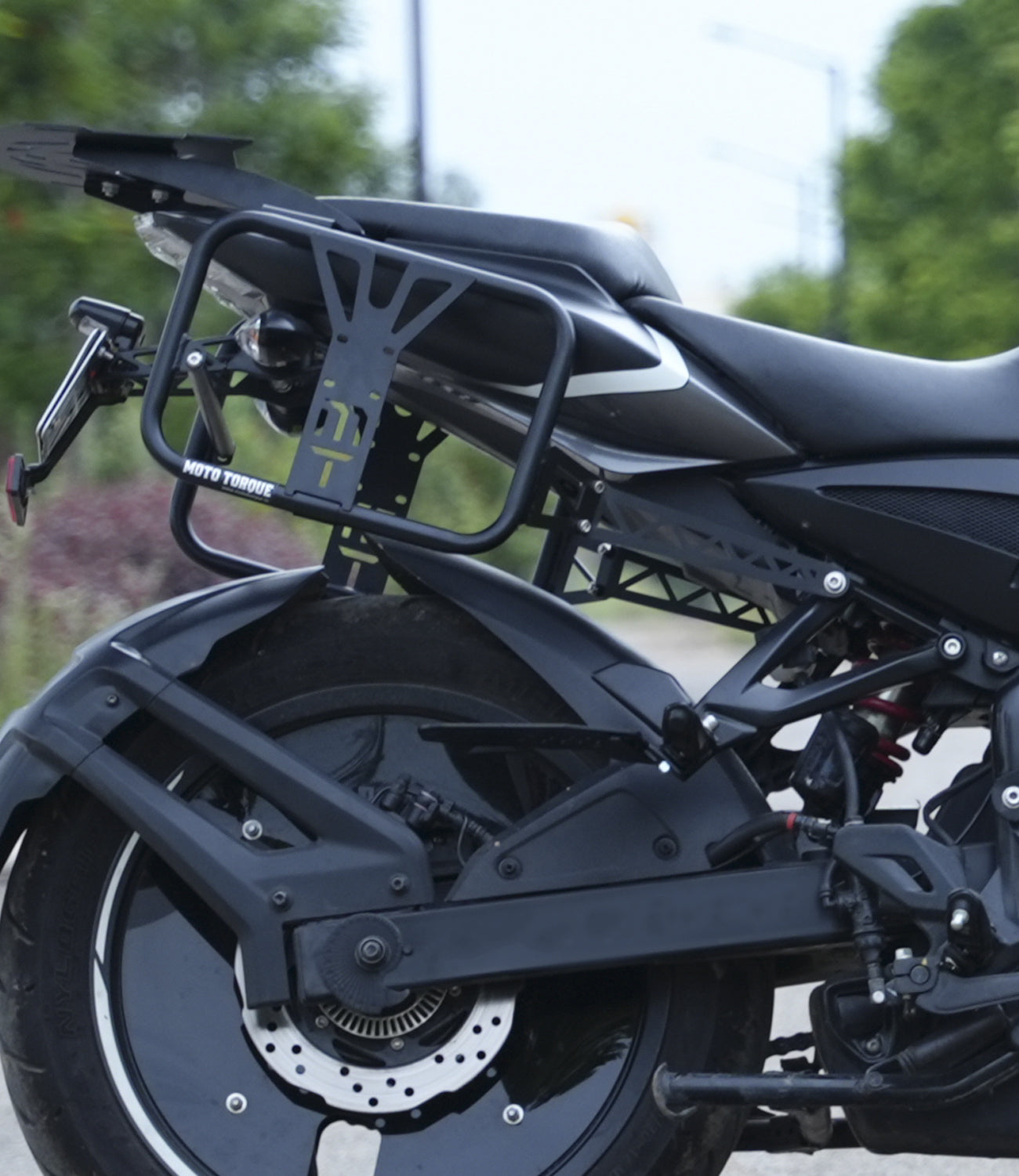 Moto Torque Pulsar NS200 - Saddle Stay