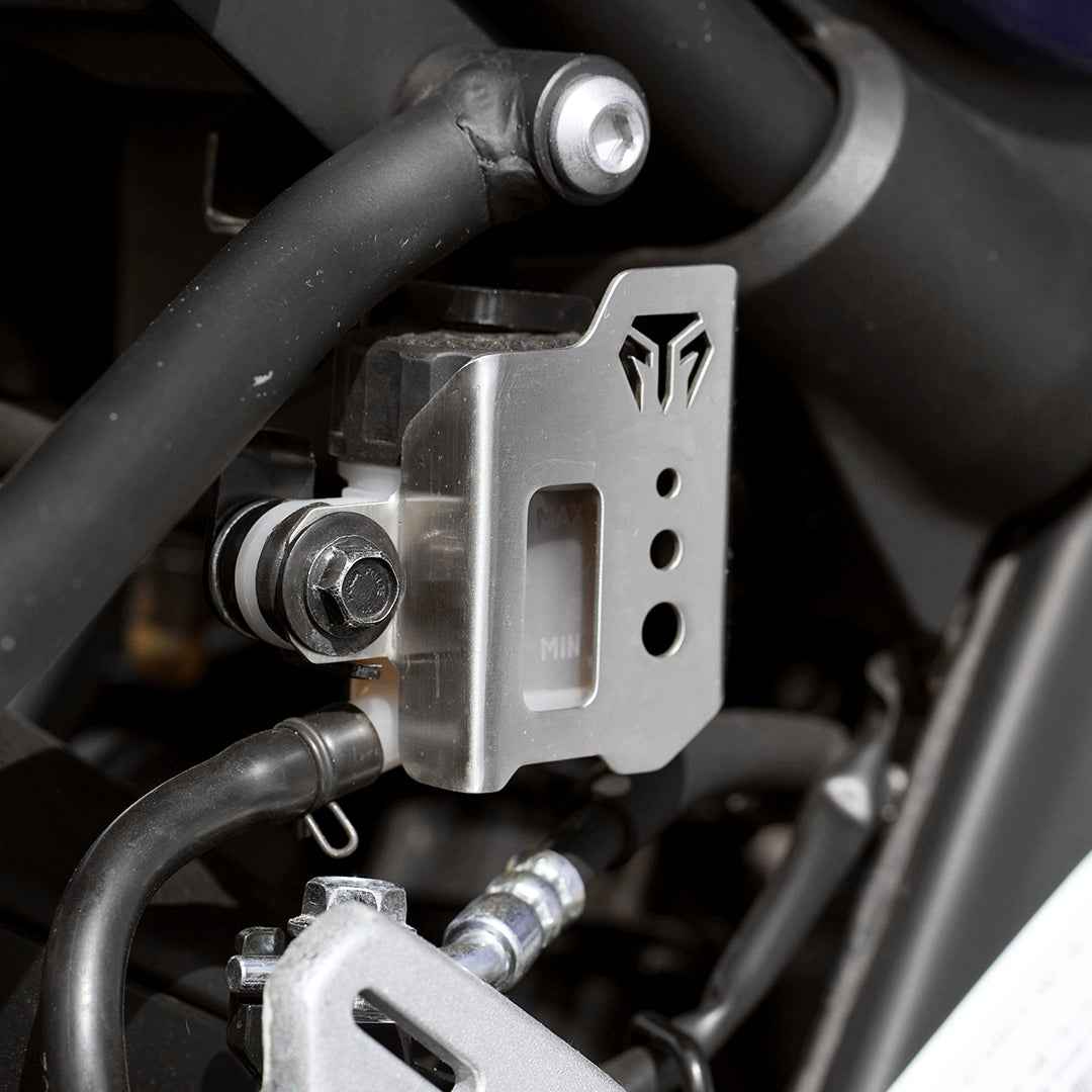 Moto Torque Reservoir Oil Guard (SS) For Yamaha XSR 155