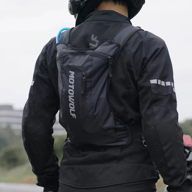 Motowolf MB7 Hydration Backpack with 2L Water Bladder - Black