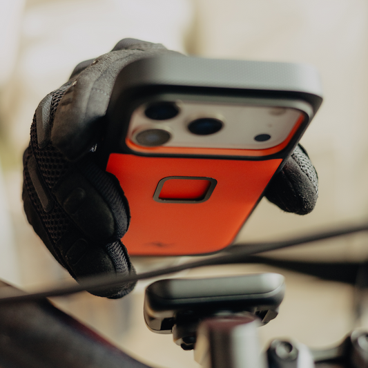 Peak Design GNAR Case For Iphone 17 Pro (IBIS) - PD-M-MX-CF-FL-1