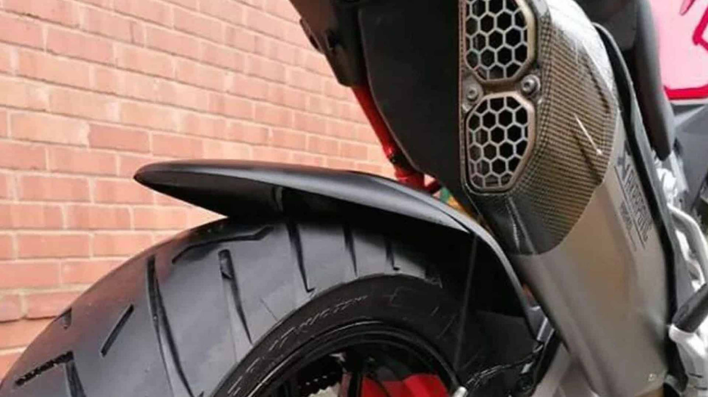 Pyramid Hugger Extension for Multistrada V4 - 7521