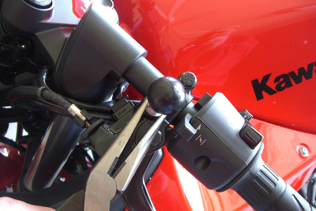 Ram Base - Mirror Screws M10 X 1.25 Pitch Male Thread 1" Ball