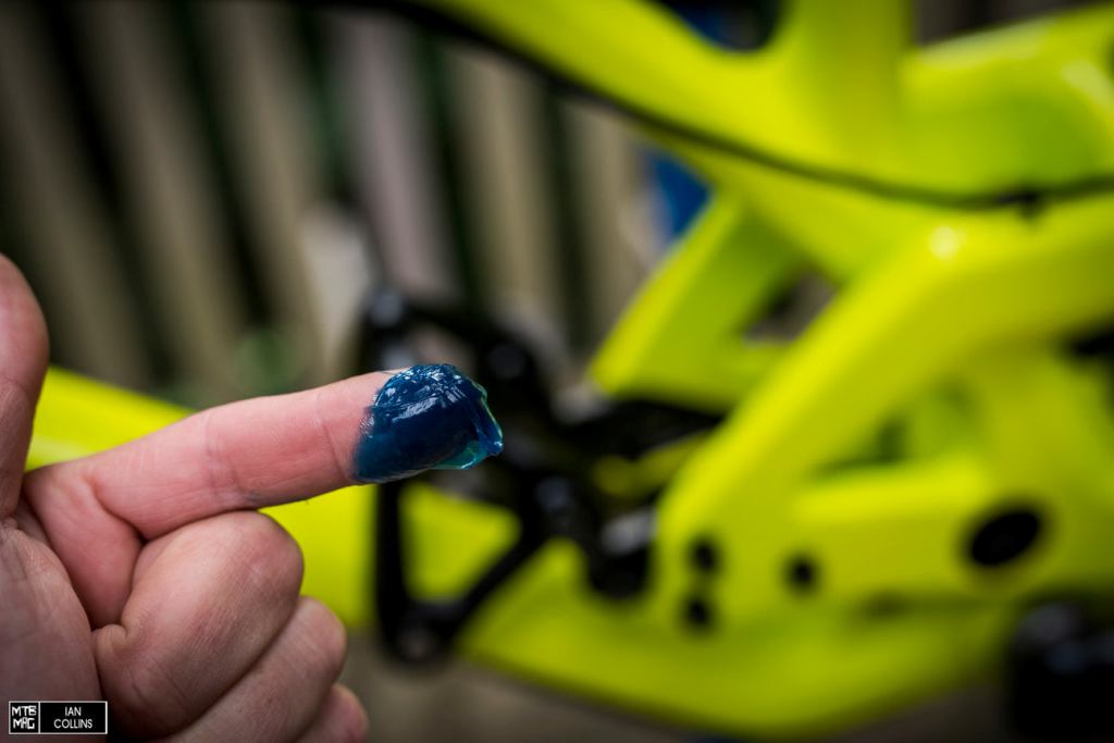 Waterproof Grease - Maxima Oils - MA-80916 - Riders Junction