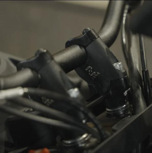 ZANA Angular Handlebar Riser For KTM ADV 390 2025 ( Aluminium Black ) - ZI-8570