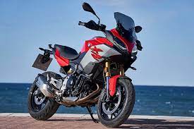 BMW F900XR
