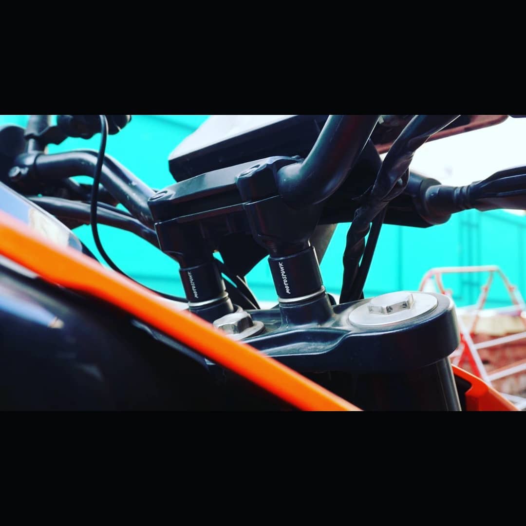 KTM DUKE HANDLE BAR RISERS