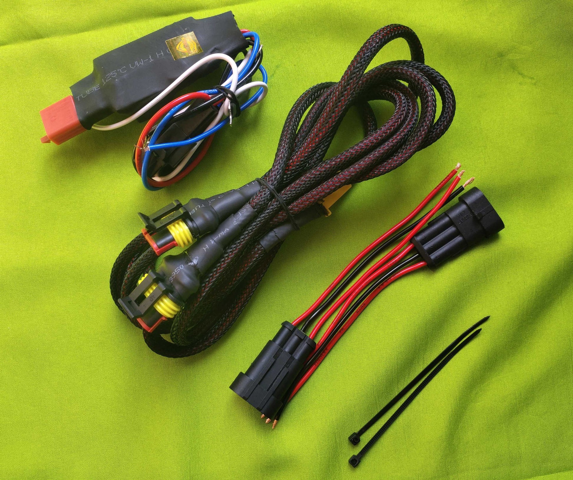 Kroozer 150w Wiring Harness for Aux Lights with dual color 6+1 Mode (With Flasher) - Riders Junction