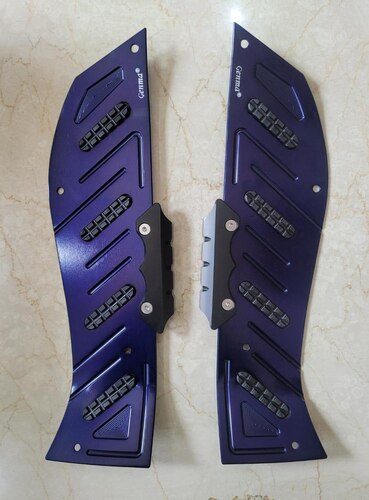 Yamaha Aerox 155 Aluminum Board Footrest - Genma - Riders Junction