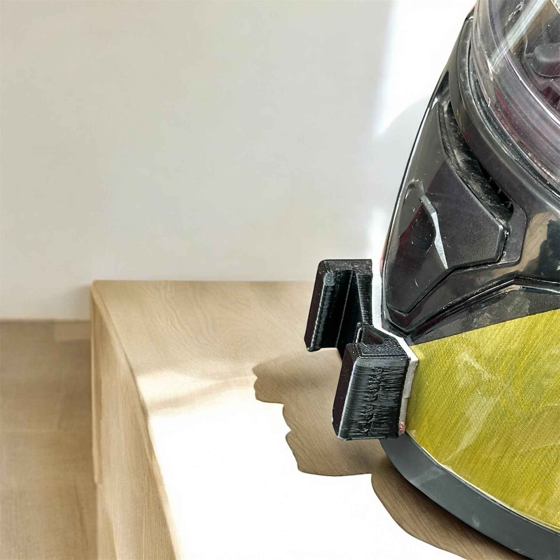 AXOR Apex Helmet Chin Mount by Motovibe