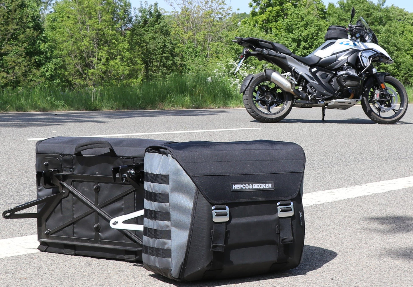 BMW R 1300 GS Carrier - Sidecases Pair X Travel (Original Vario Rack) - Hepco Becker - 6406532 00 01