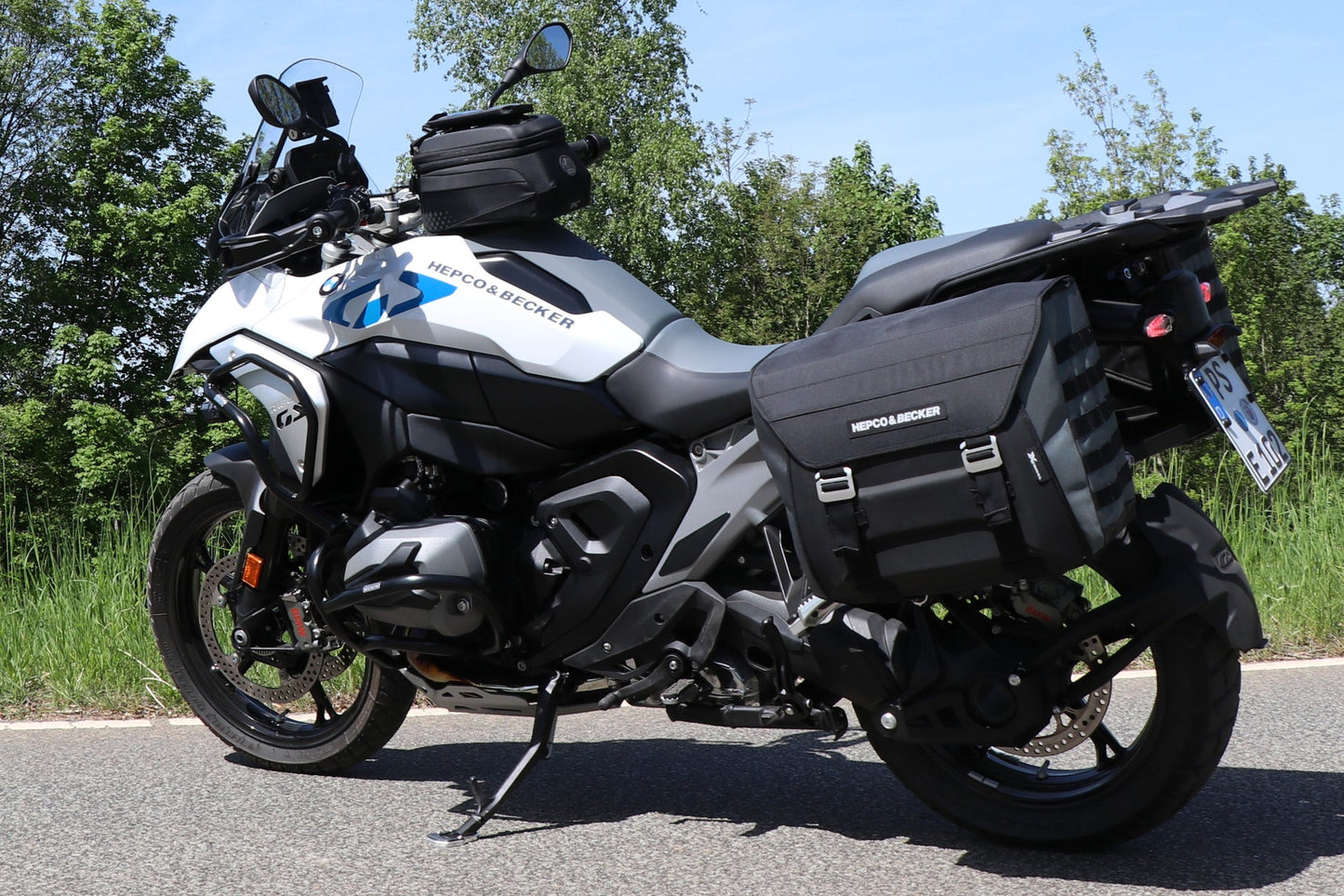 BMW R 1300 GS Carrier - Sidecases Pair X Travel (Original Vario Rack) - Hepco Becker - 6406532 00 01