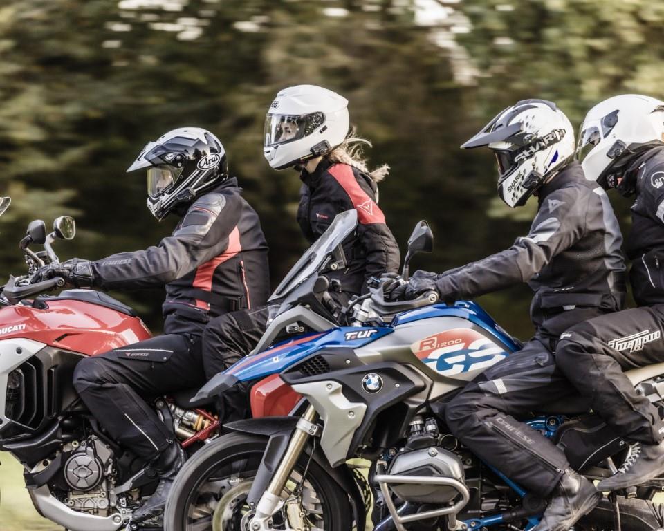 Cardo Freecom 4X, Bluetooth Communicator for 4 Riders