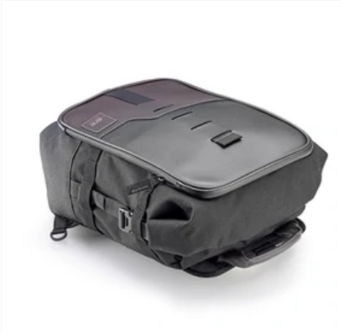 CRM101 Rucksack & Saddle Bag, 18 Litres - Givi - Riders Junction