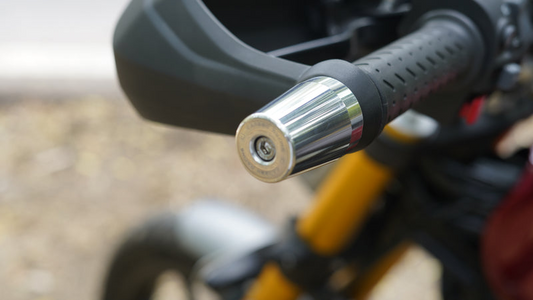 Carbon Racing Aluminium Bar End Sliders For Triumph Scrambler 400X - Silver