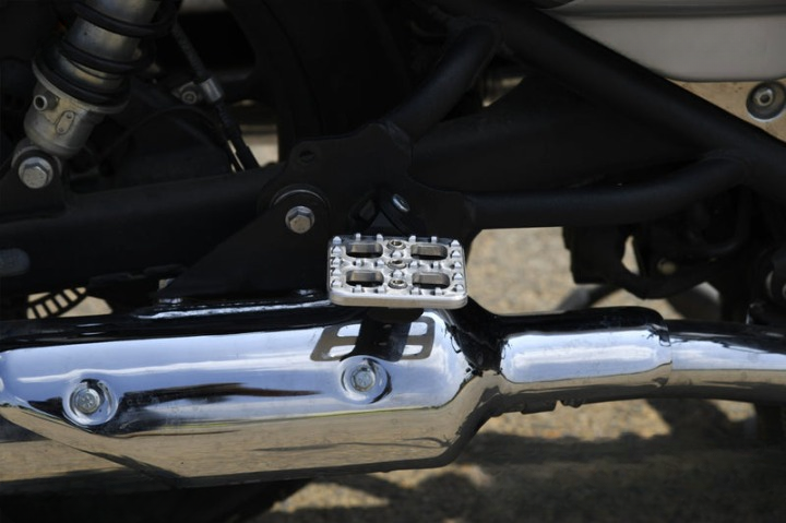 Carbon-Racing "JOURNEY" Aluminium Pillion Footrest - Super Meteor 650