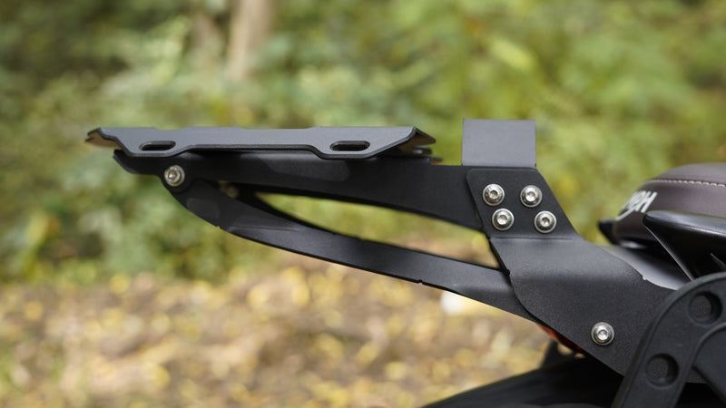 Carbon Racing Top Rack with Vibration Dampener & Load Balancer For Triumph Speed 400