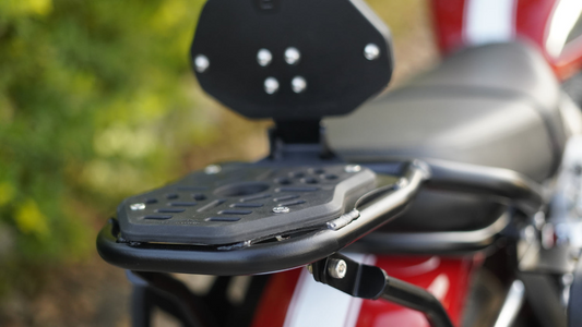 Carbon Racing CRUSADER Top Rack for BSA Goldstar 650 - CRBSA