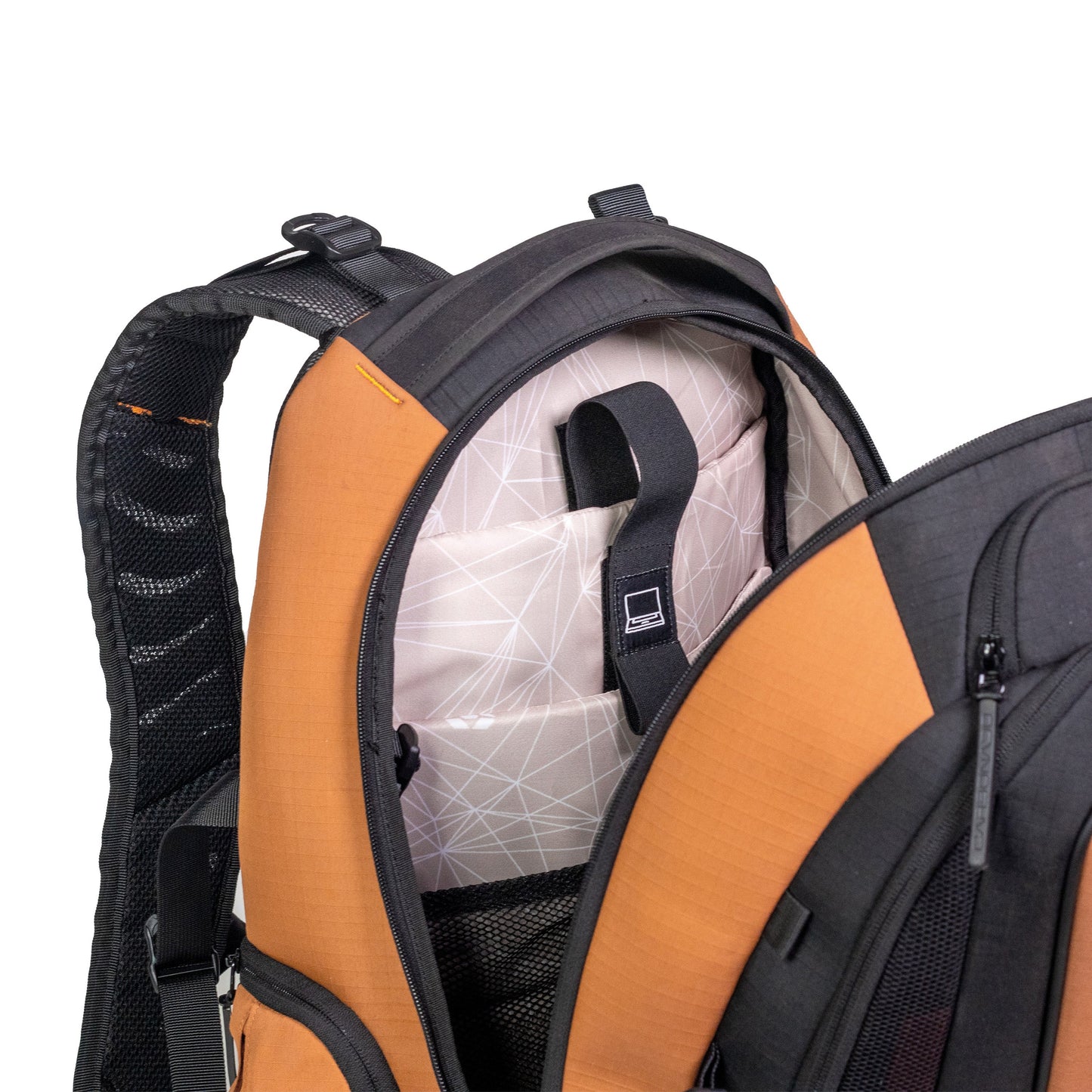 Carbonado Gaming Backpack (Brown)