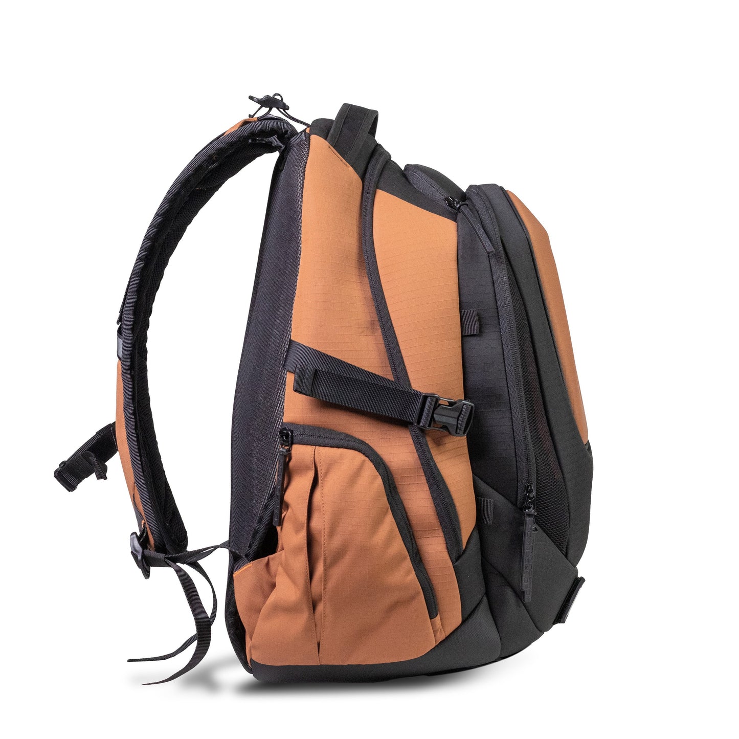 Carbonado Gaming Backpack (Brown)