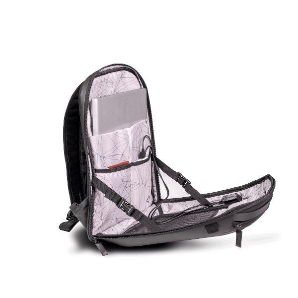 Carbonado Kaida Backpack (Medium)