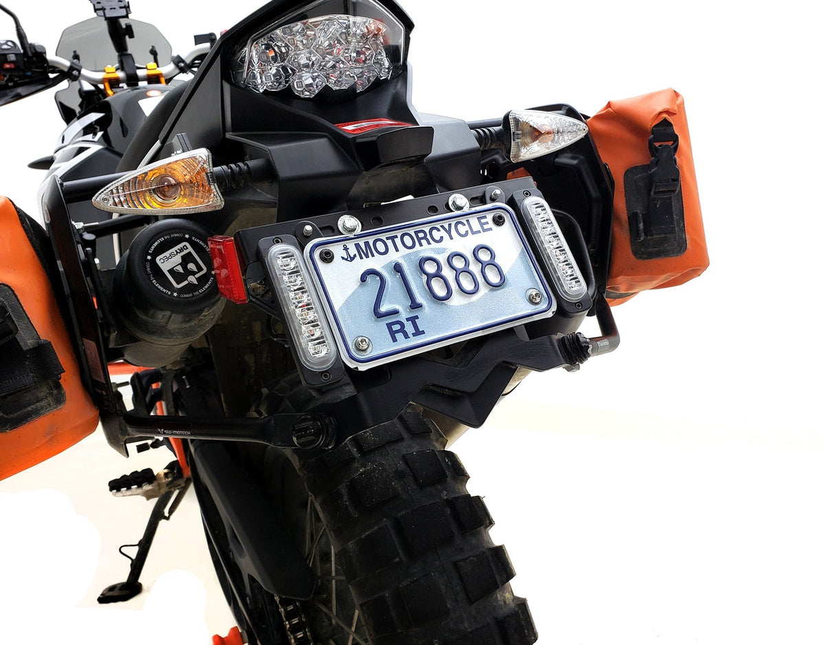 DENALI 2.0 B6 License Plate Dual Auxiliary LED Brake Light - DNL.B6.10100