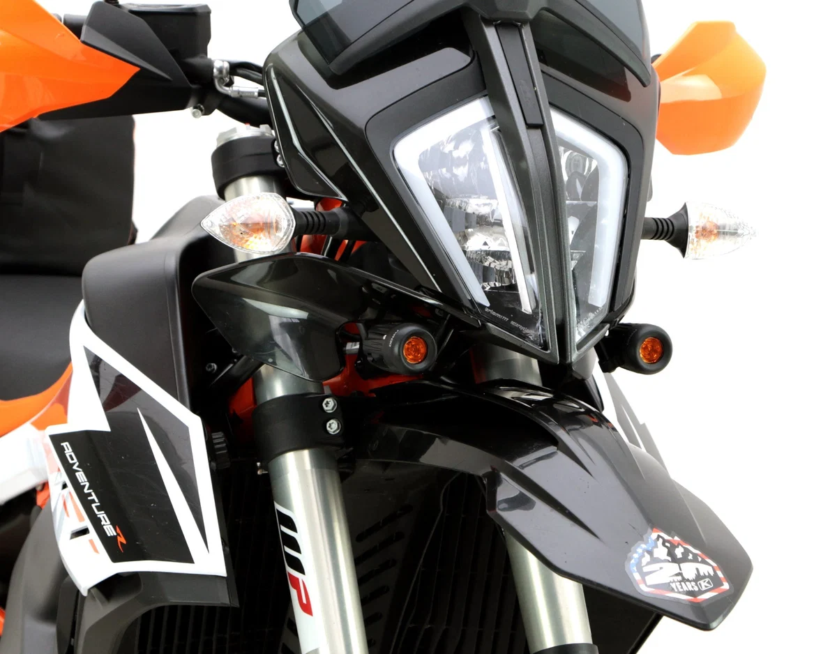 DENALI Fender Mount Kit for DM / D2 / D3 / S4 Auxiliary LED Lights - LAH.00.10700.B