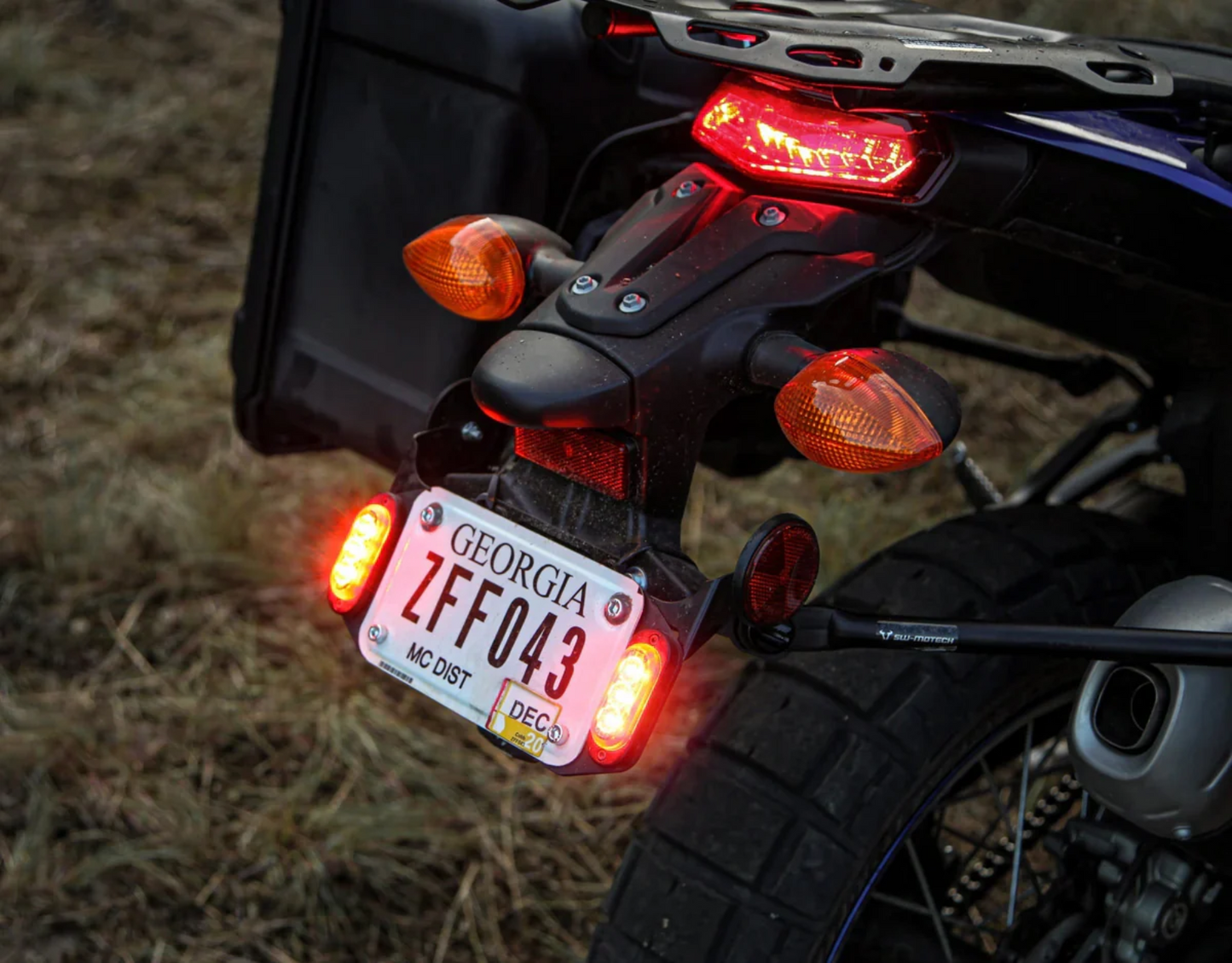 DENALI T3-S Switchback LED Pods - Rear - Indicator/Brake - DNL.T3S.10300