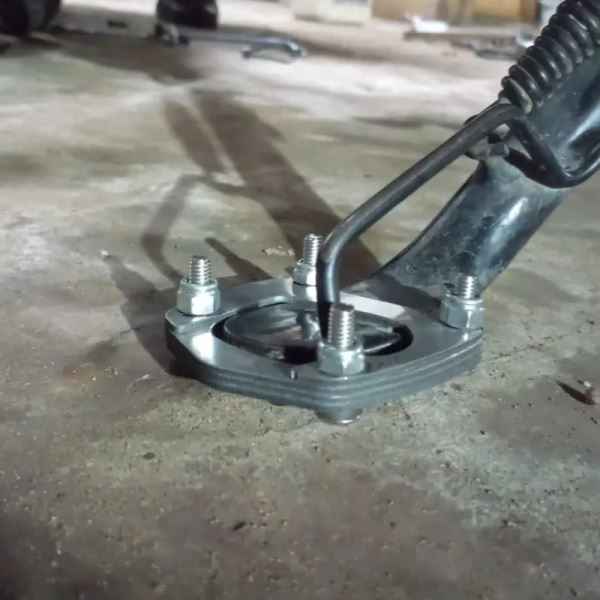 DMotoTech Side Stand Extender / Anti-Sink Kickstand Foot Pad for Harley Davidson Street 750
