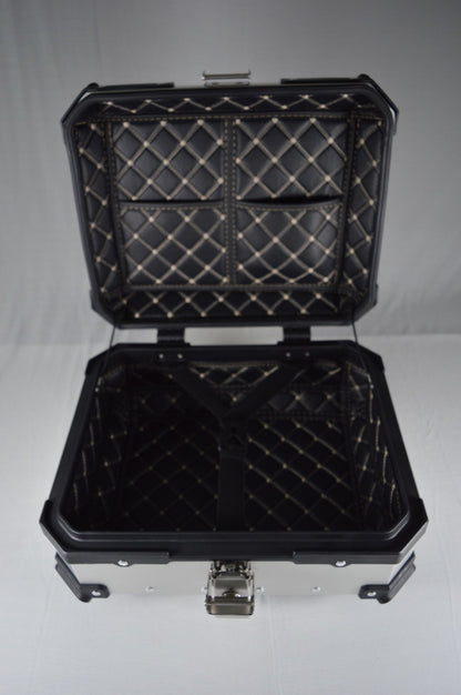 Moto Vanguard 22L Top Box - SKU018