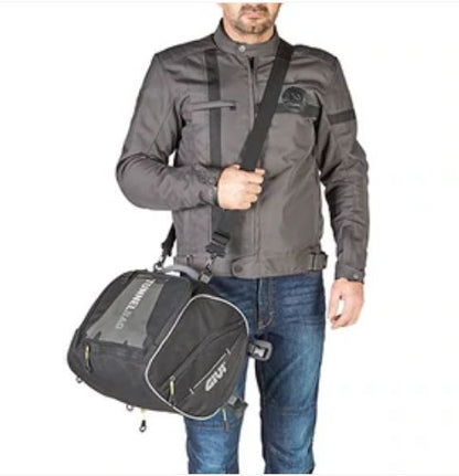 EA122 Tunnel Seat Bag, 23 Litres - Givi - Riders Junction