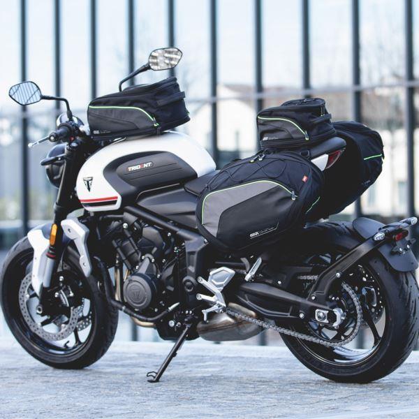 GIVI-Expandable Saddle Bags 2 X 30-EA127B