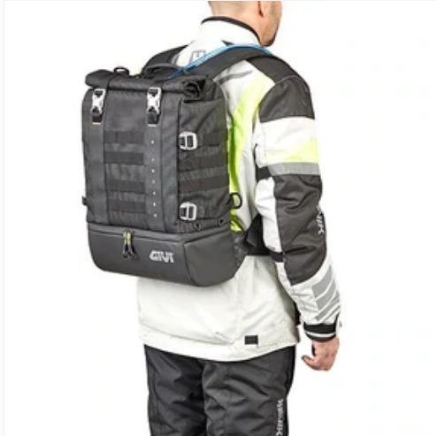 GRT711 Black Rucksack, 25 Litres - Givi - Riders Junction