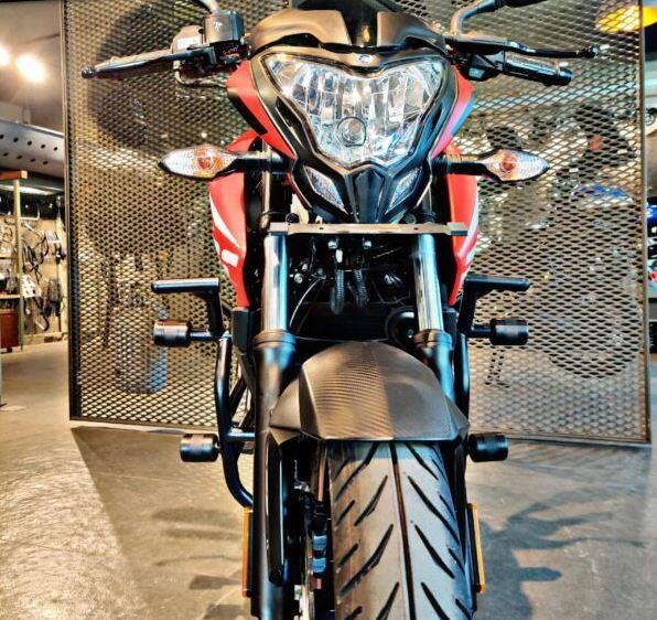 HYPERRIDER Pulsar NS 200 Crash Guard