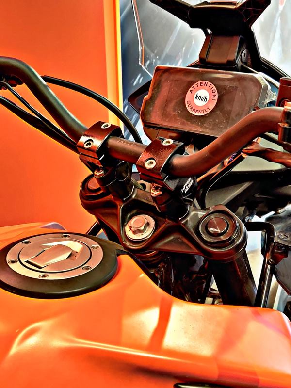 Hyperrider-Adjustable Handlebar Riser for KTM Adventure 390250 (HRADV008S)