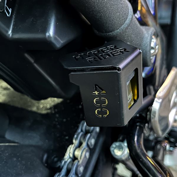 Hyperrider-Triumph 400 Rear Fluid Reservoir Cover (HRSPD40007S)