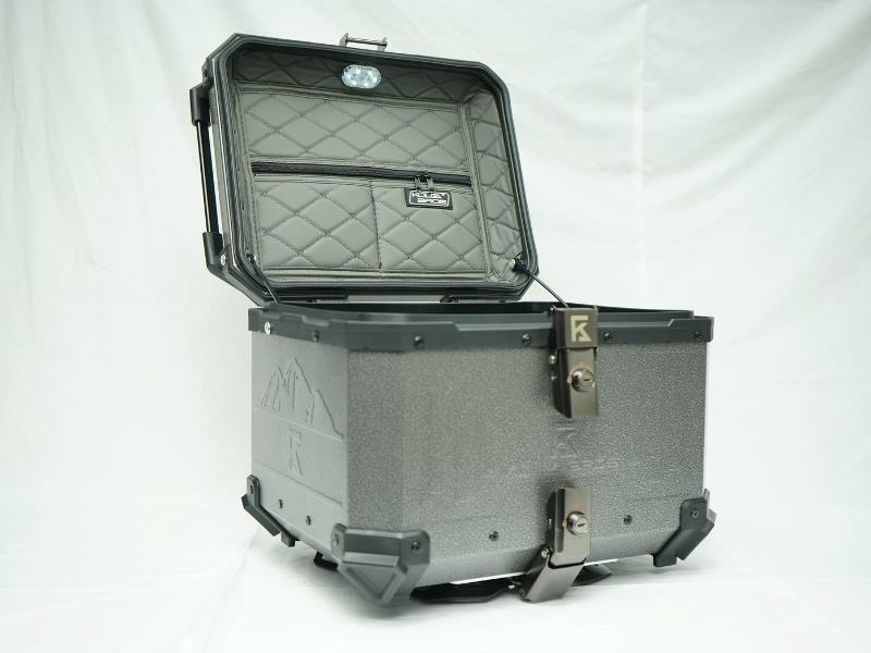 Kolga Bros Silver Beast Moto Trunk - KBMT-04