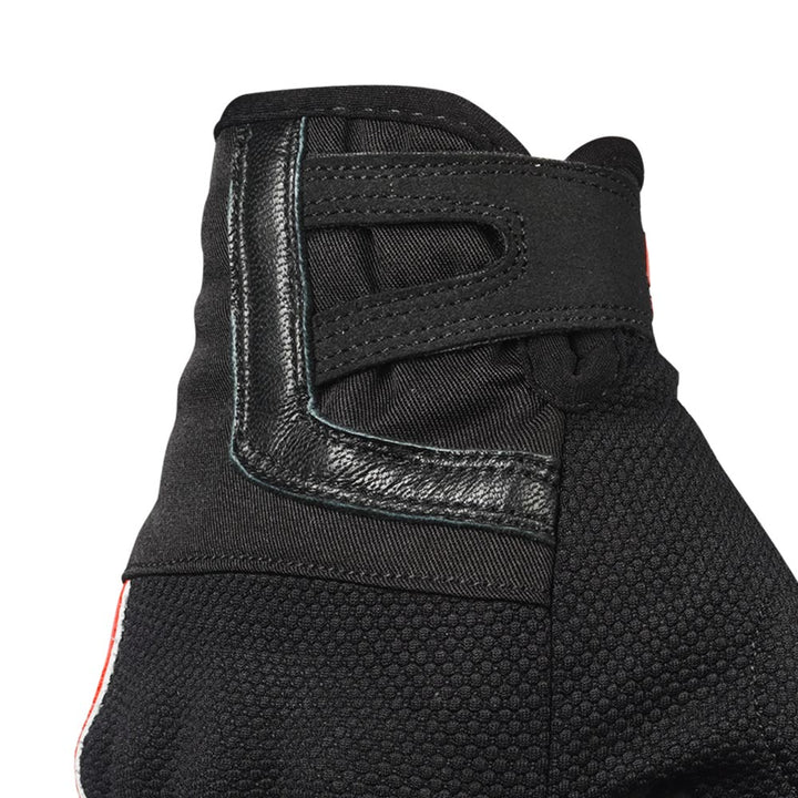 Korda Street Short Cuff Riding Gloves - Red