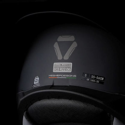 Korda Sonic GP Moze Helmet (Gloss White & Red)