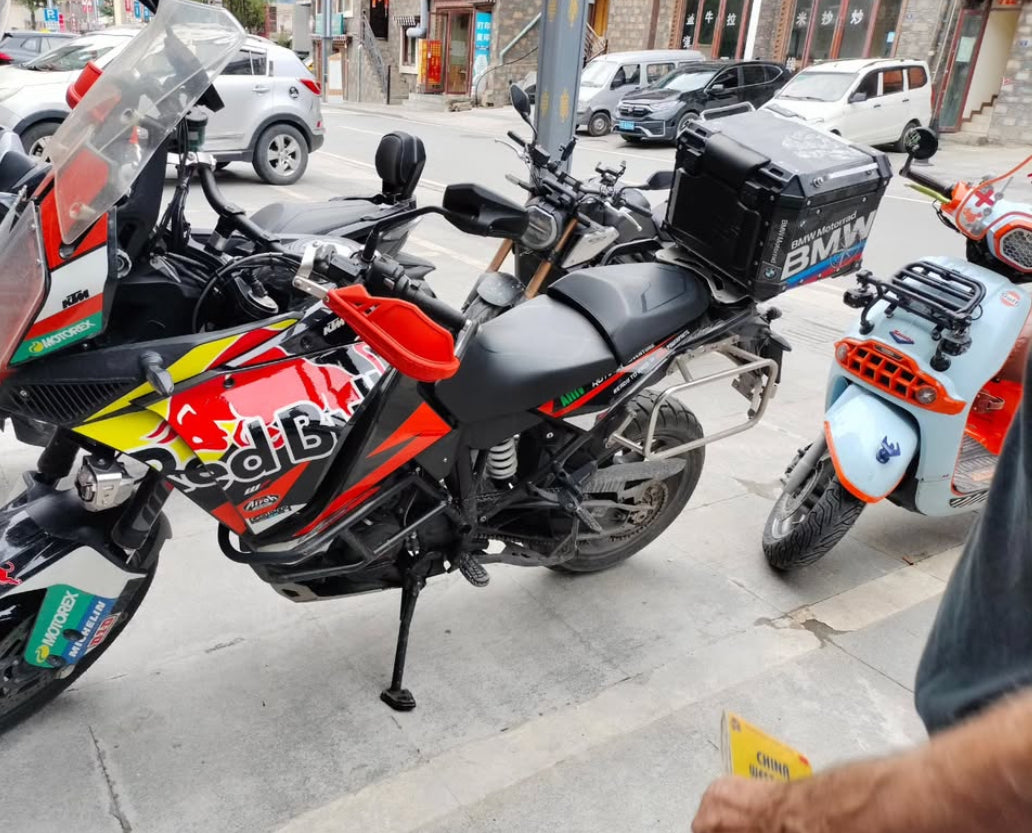 LGP BMW 45 Litres Top Box With Touring Graphics Premium-LGP11260