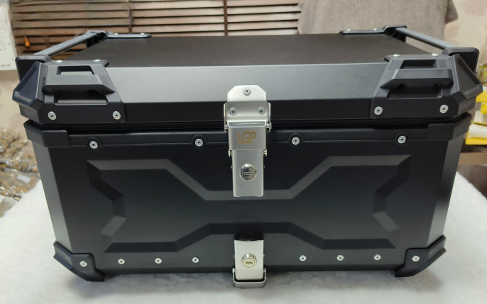 LGP Heavyduty Top Box 65L X type Premium Aluminium (Black) - Universal