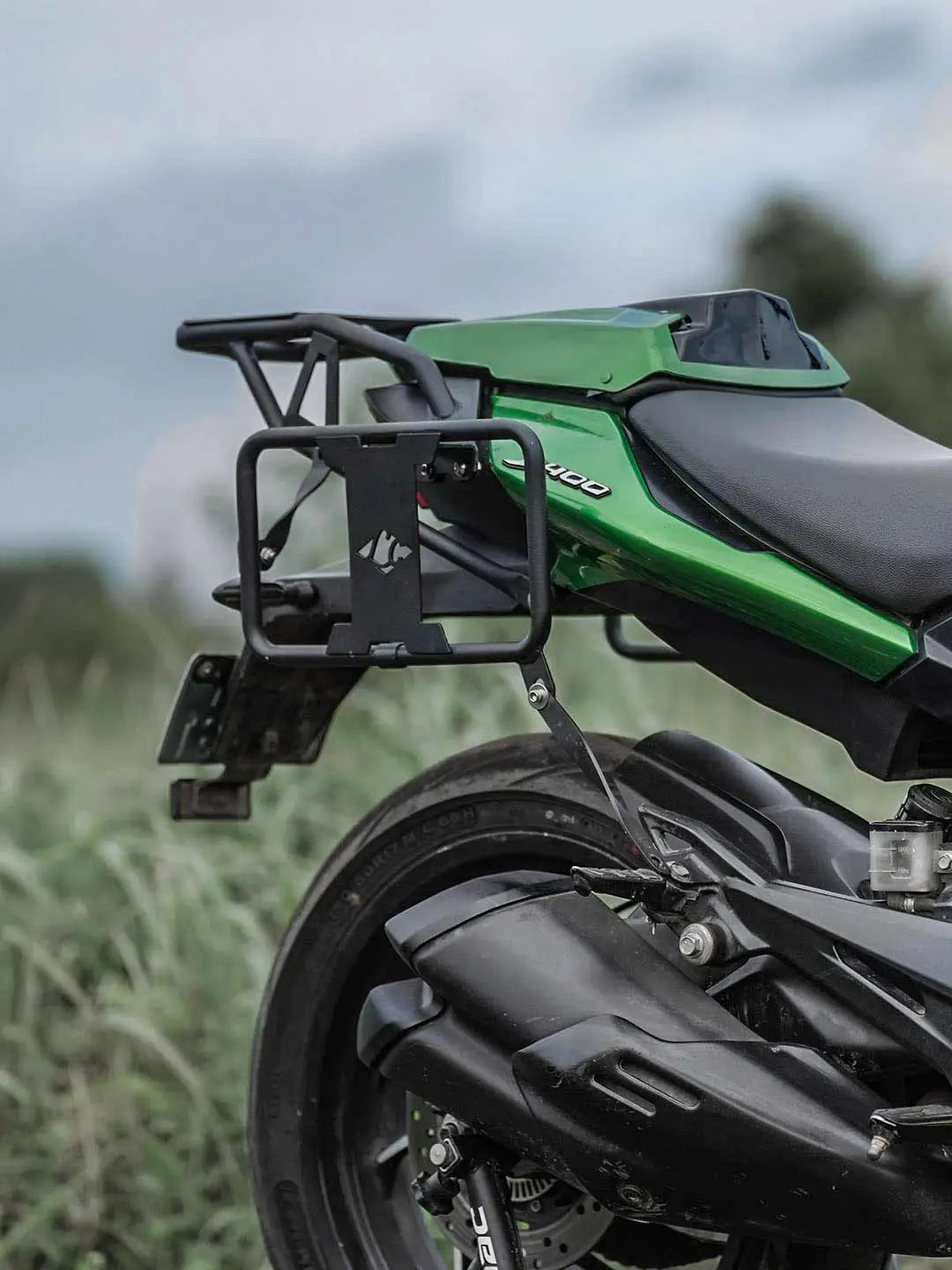 Legundary Custom Bajaj Dominar 400 Poseidon Saddlestay With Carrier - SAD1664