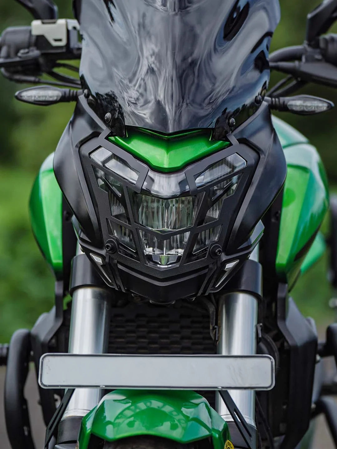 Legundary Custom Bajaj Pulsar Dominar 400 Venator Headlight Grill - GRG4011