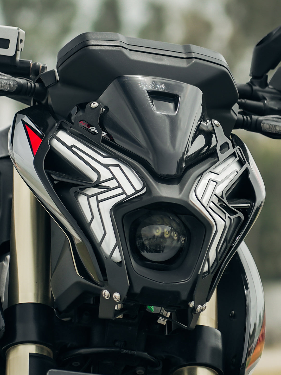 Legundary Custom Bajaj Pulsar NS400Z Venator Headlight Grill - GRG17838