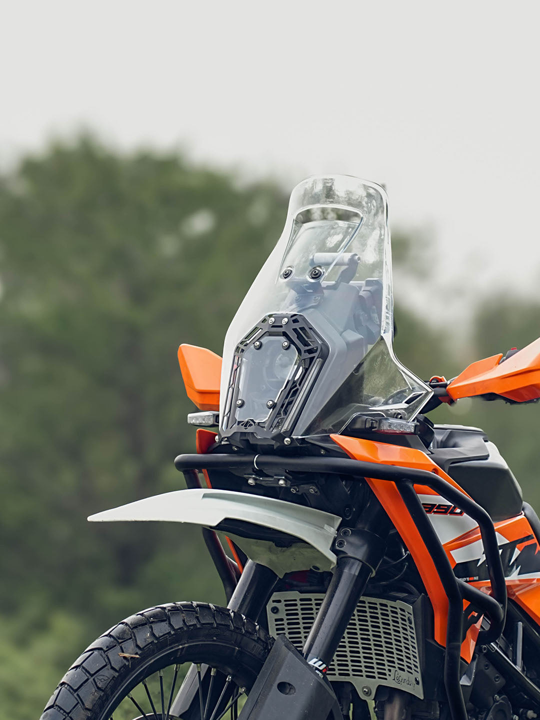 Legundary Custom KTM Adventure 390 (2025 Model) / 250 ADV / 390 ADV R / 390 ADV X+ / 390 ADV S 2025 Oculus Shield Acrylic White - GRG20594