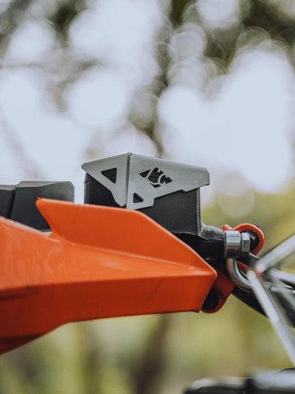 Legundary Custom KTM Adventure 390 (2025 model)/ 250 ADV/390 ADV R/390 ADV X+/390 ADV S 2025 Tricorn Front Oil Cap Silver - CAP20613