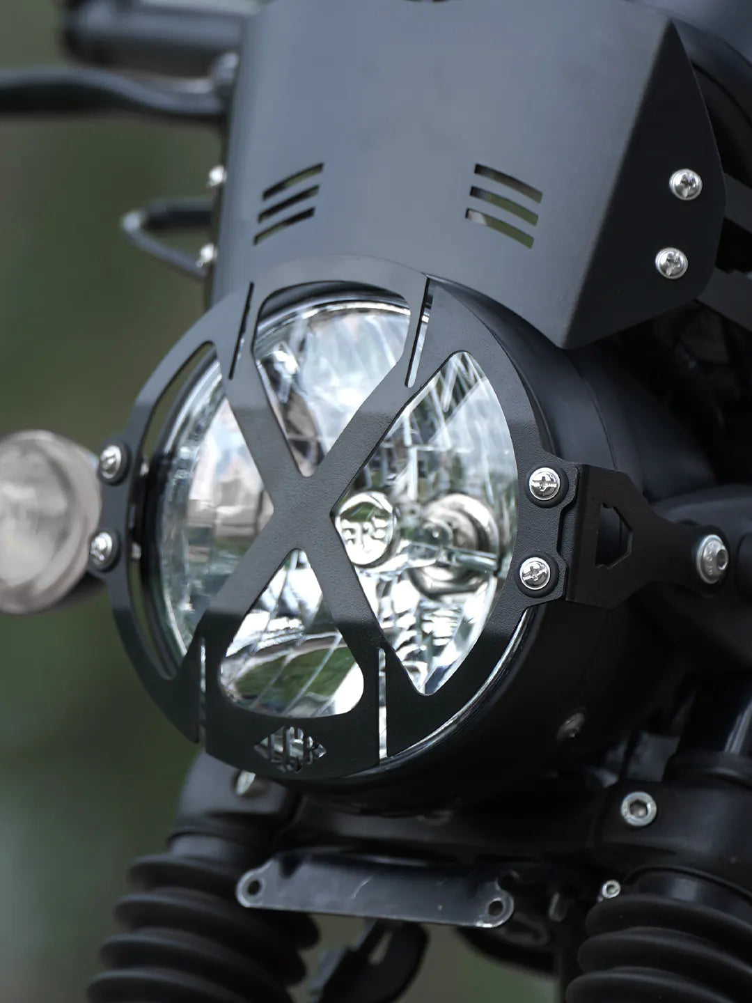 Legundary Custom RE Hunter 350 Stalkerx Headlight Grill - GRG8887